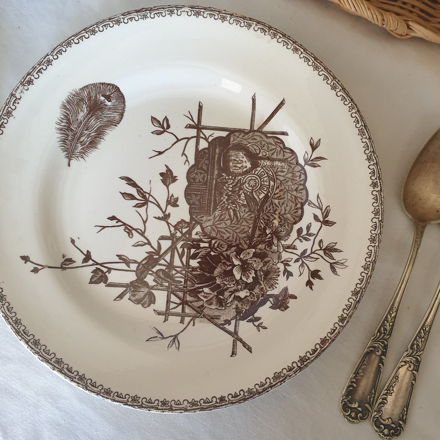 French antique plate brown transfer printed c1880 aesthetic movement, arts and crafts feather floral design, Grand Depot E. Bourgeois, Paris