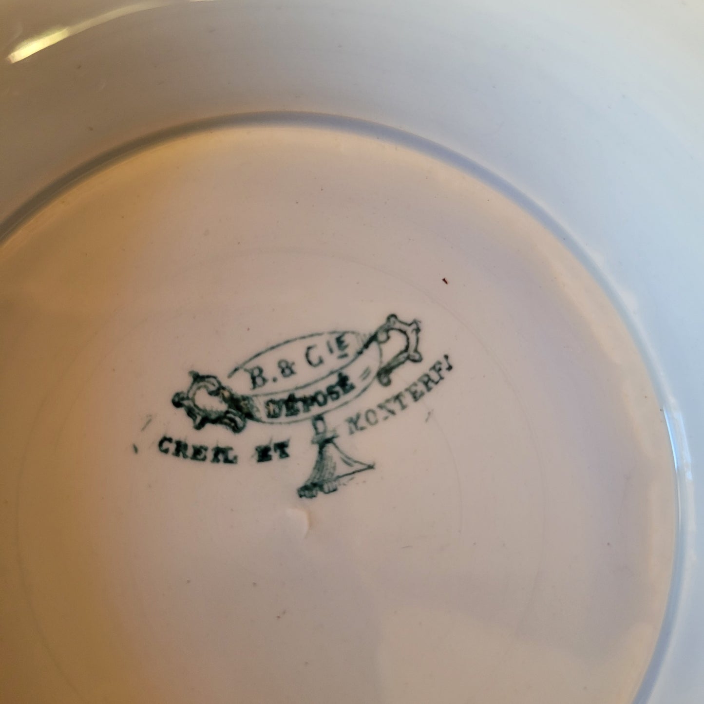 French antique white ironstone soup tureen / bowl / soupiere w acanthus leaf detail from Creil et Montereau, France c1876-1884