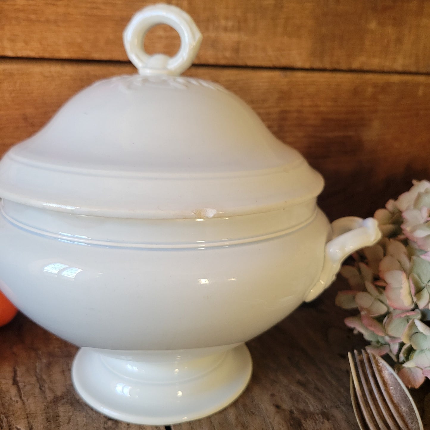 Antique French White Ironstone Soup Tureen: Creil et Montereau Acanthus Leaf Soupiere