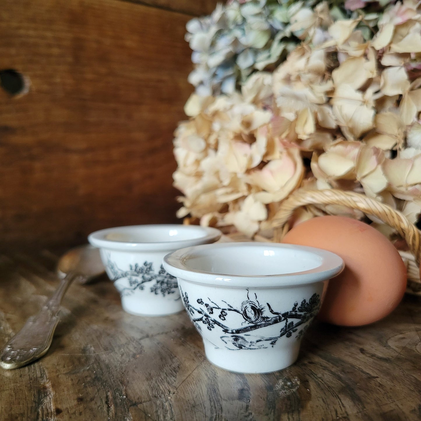PAIR Vintage Villeroy & Boch "Artemis" bucket style low egg cups c1960, black transferware, birds on branches, excellent condition