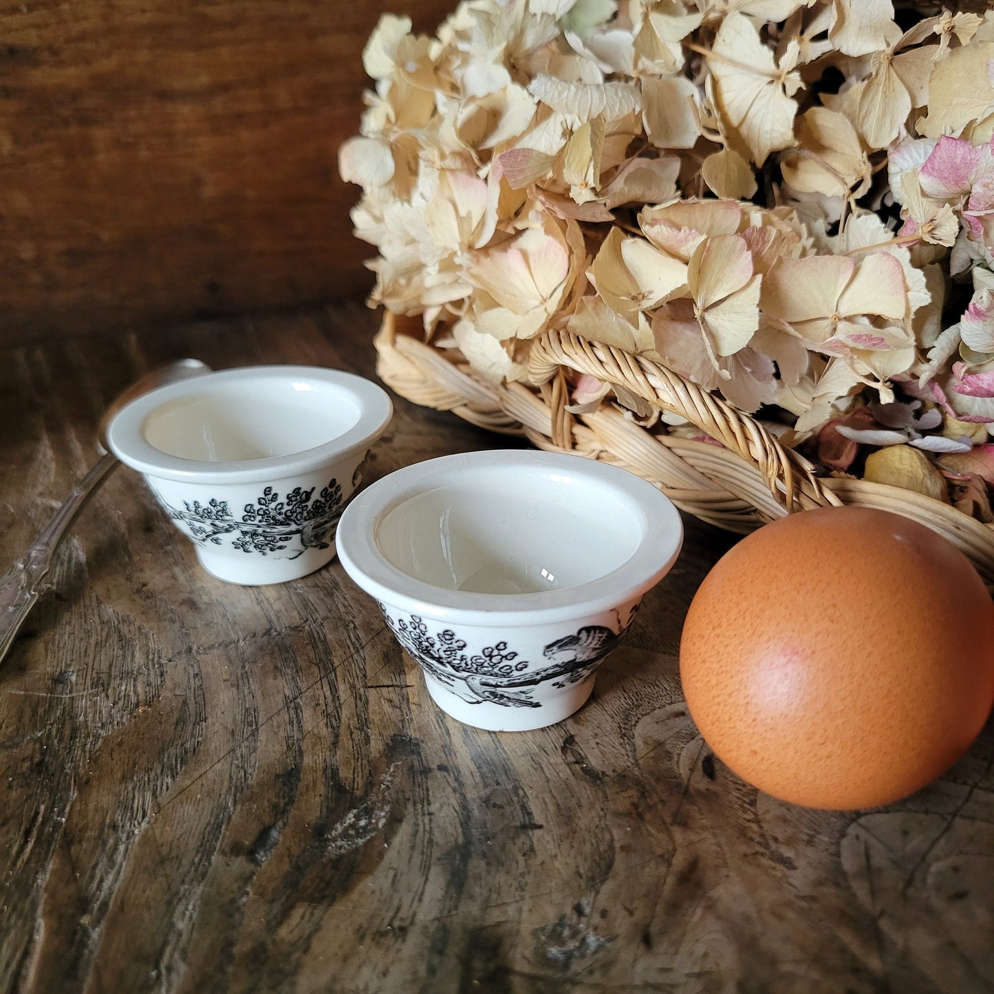 PAIR Vintage Villeroy & Boch "Artemis" bucket style low egg cups c1960, black transferware, birds on branches, excellent condition