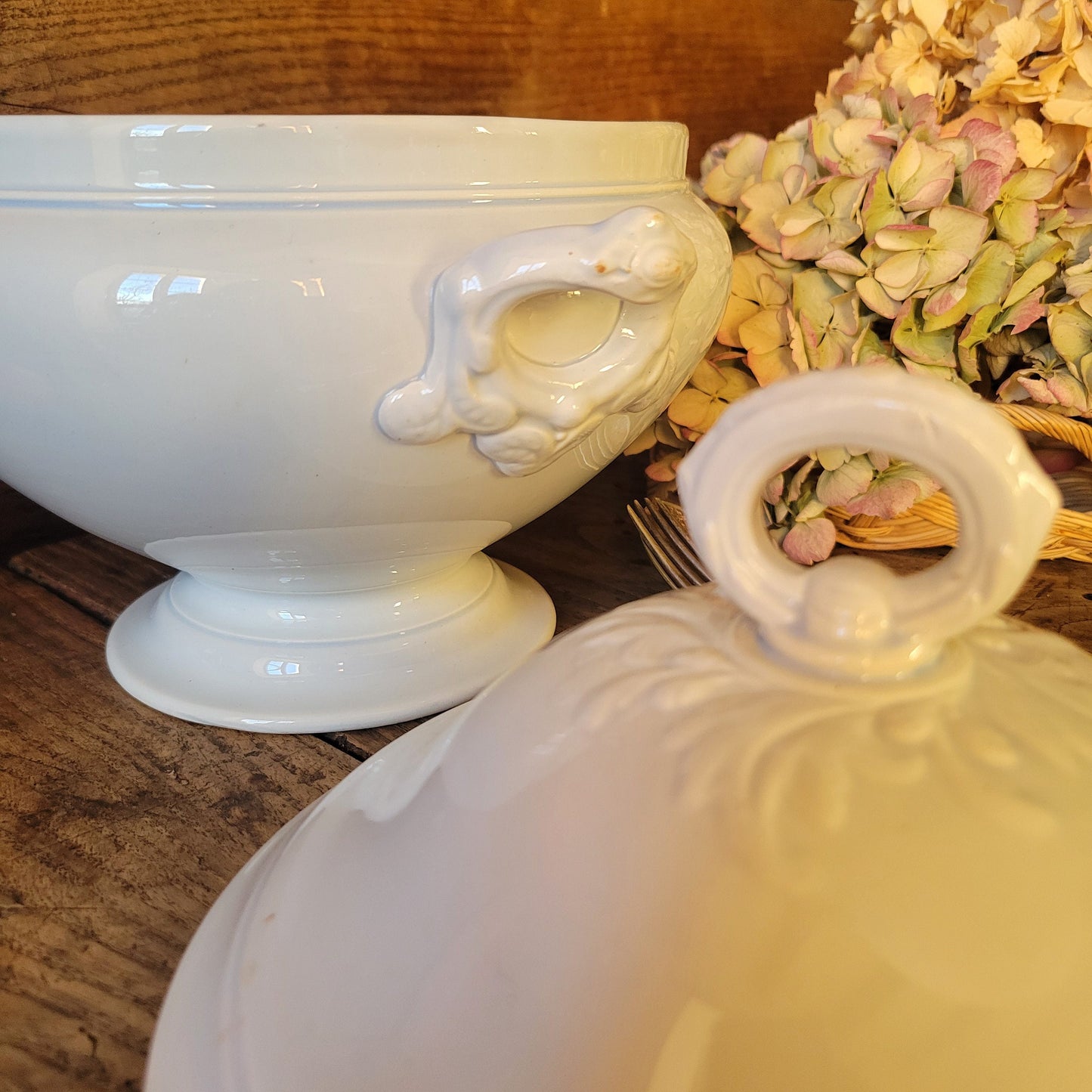 French antique white ironstone soup tureen / bowl / soupiere w acanthus leaf detail from Creil et Montereau, France c1876-1884