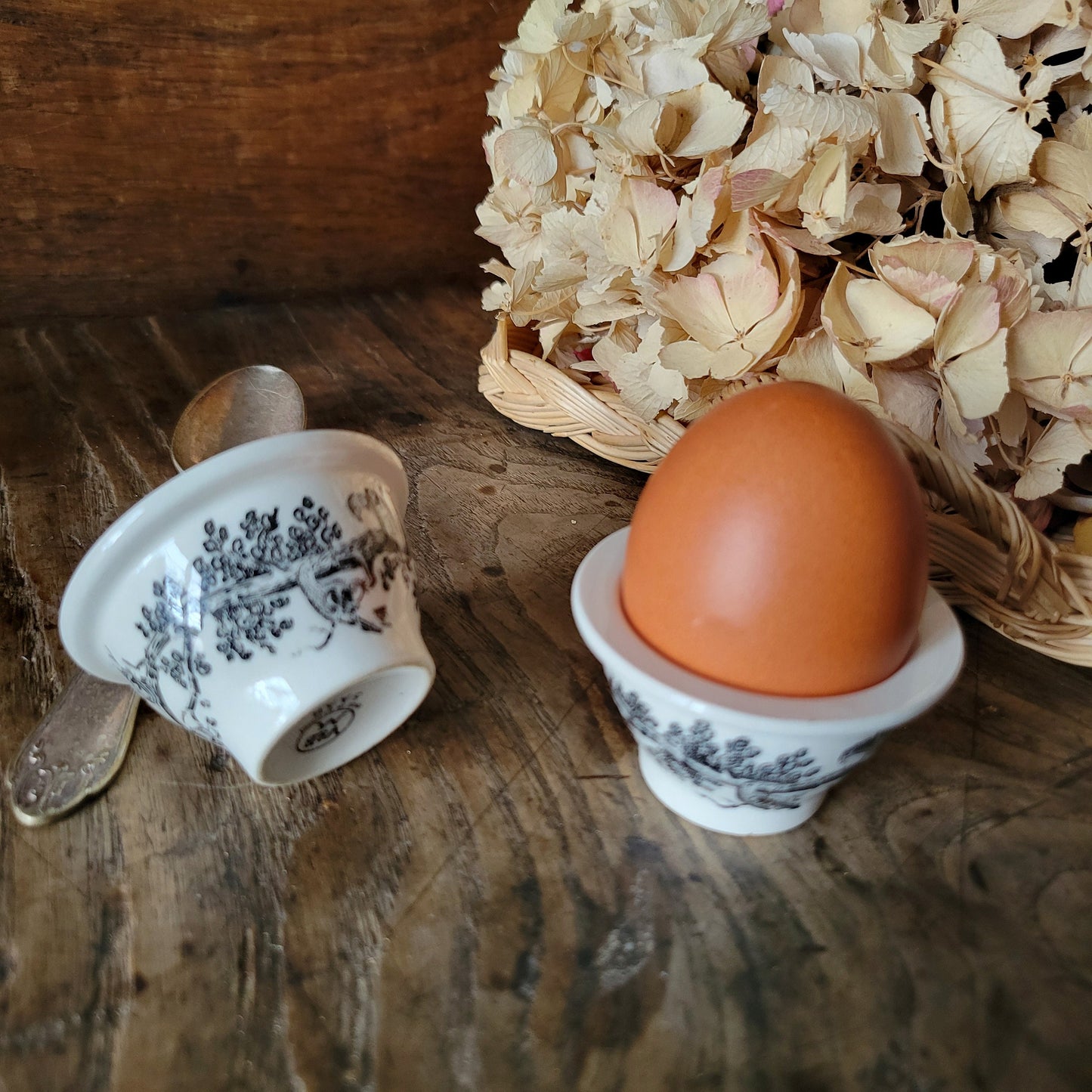PAIR Vintage Villeroy & Boch "Artemis" bucket style low egg cups c1960, black transferware, birds on branches, excellent condition