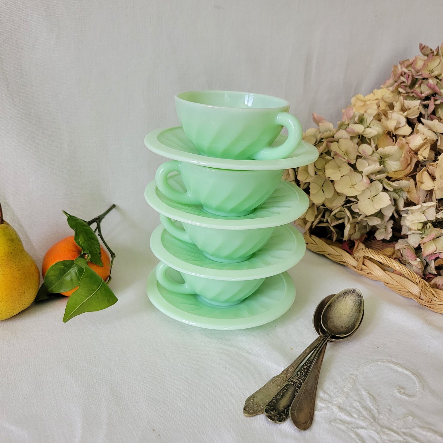 SET 4 French Vintage tea cups mint green Jadeite tea / coffee cups & saucers, twisted milk glass, mid century French Opaline, twisted fluted
