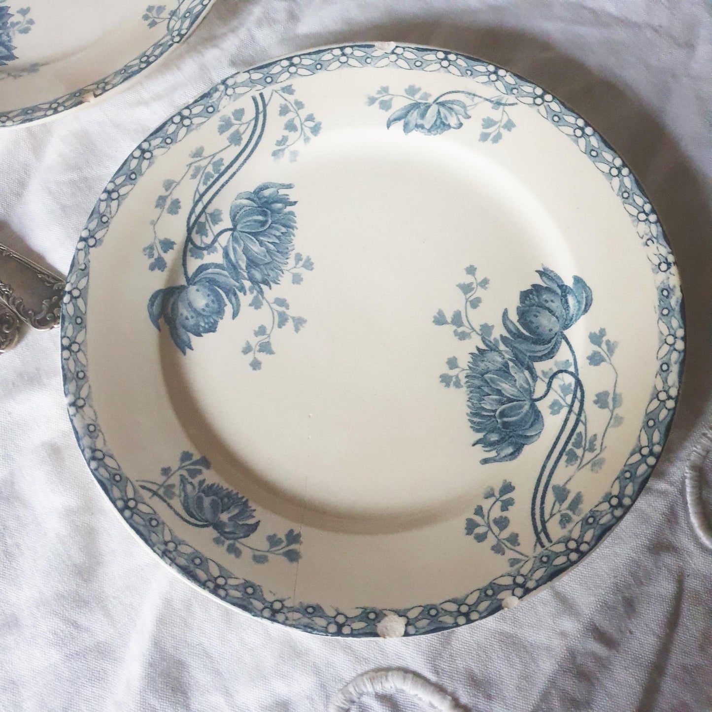 Set of 3 French antique Art Nouveau shabby side plates Columbine flowers, blue transferware earthenware 'Royat' Sarreguemines, France c1910