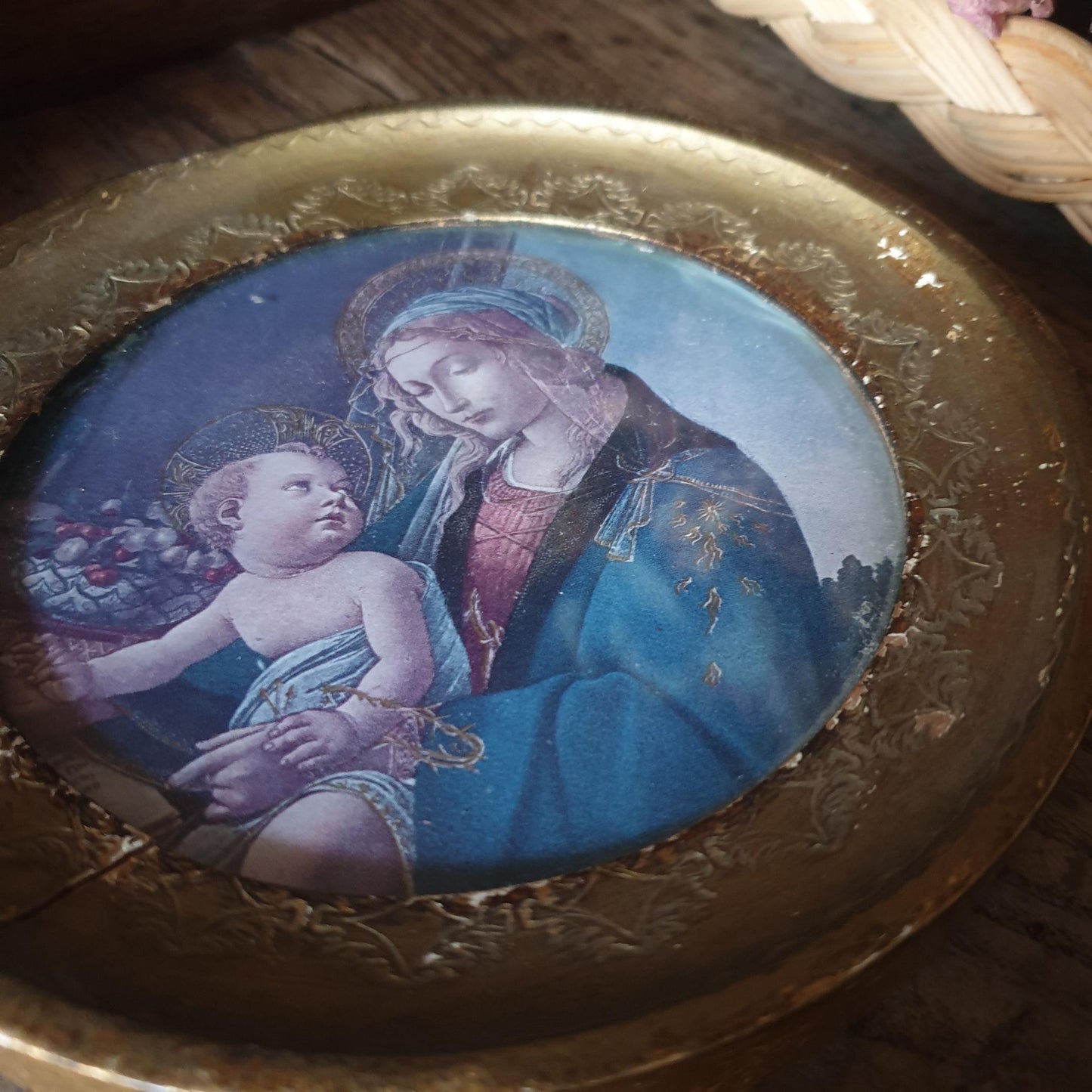 Religious icon, Botticelli Madonna w baby Jesus, Christian Nativity picture, theme of Virgin Mary & Christ, blue w gold frame, round shape