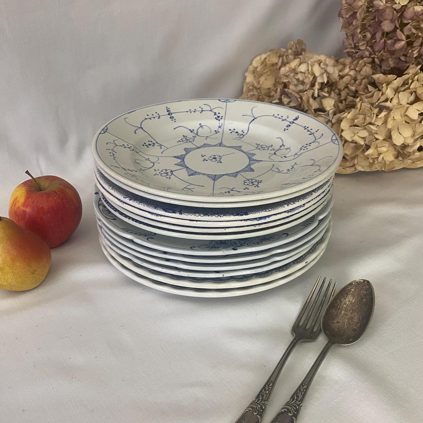 SET 12 mismatched French antique/vintage ironstone dinner plates blue and white transferware cottage style Luneville, Onnaing