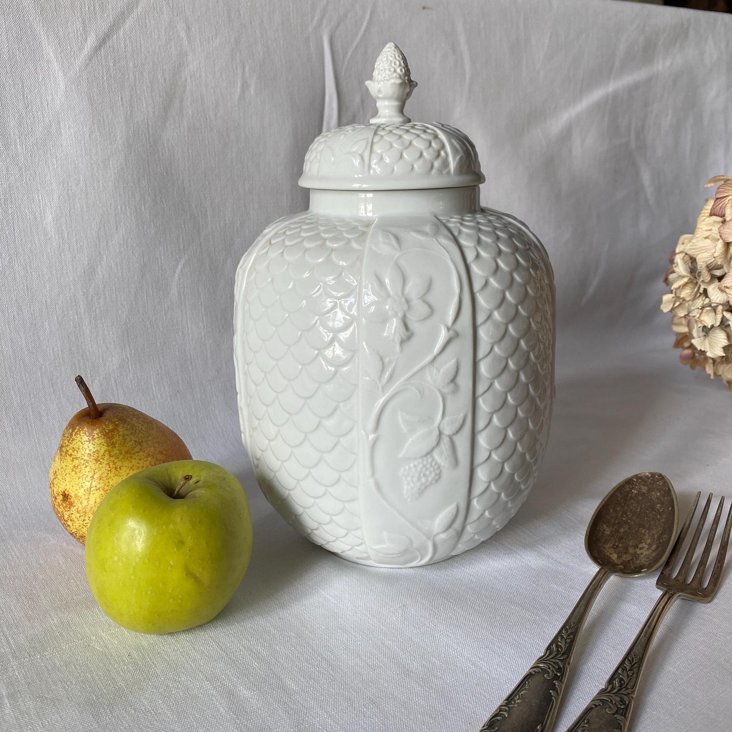 French antique white porcelain lidded cache pot, molded monochrome floral lid finial 19th / early 20thC Parisian porcelain