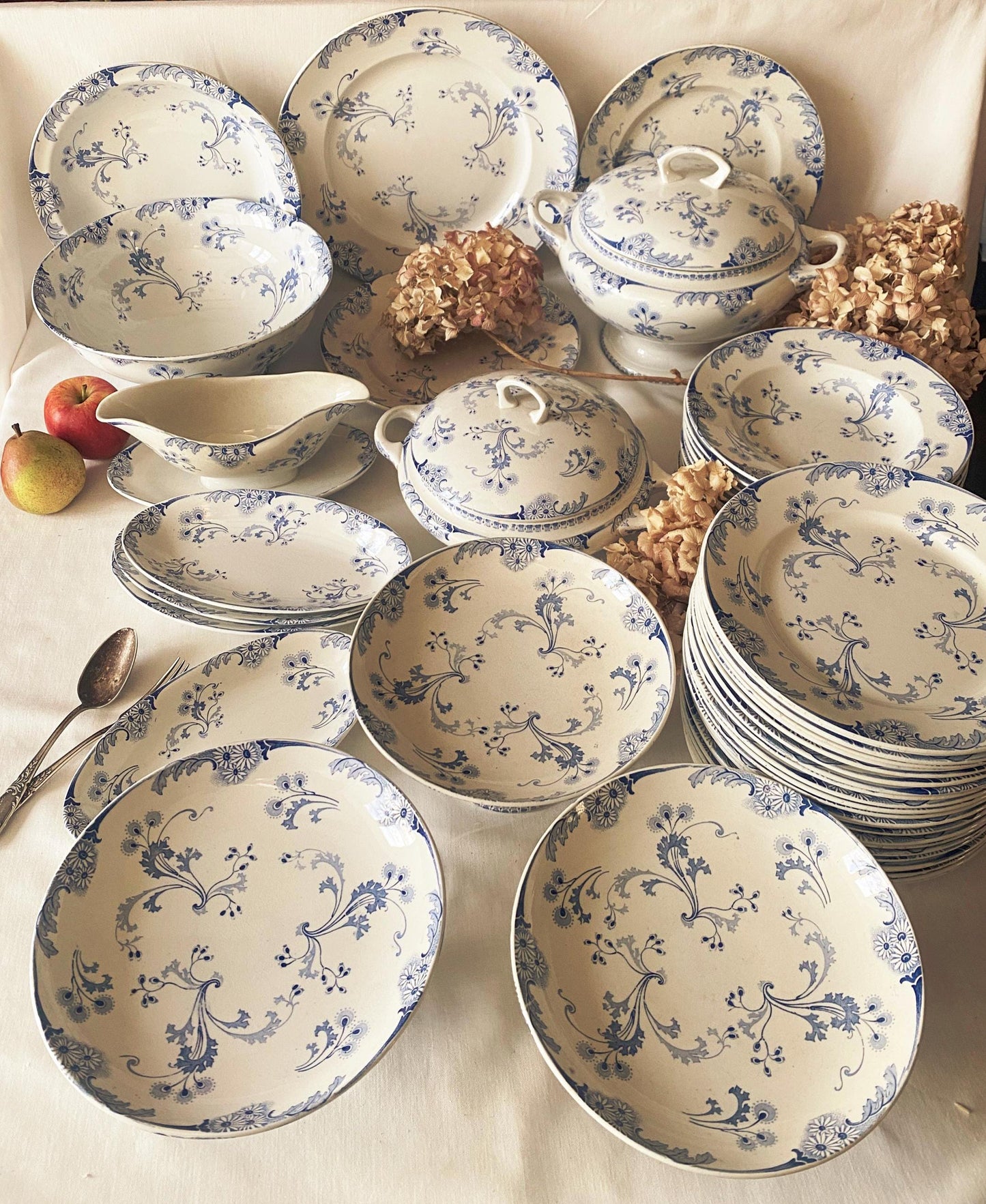 Antique Dinner Service, Luneville France 24/12-Place Dinner Service, 'Marie-Louise' Pattern, 51pc Blue Transferware