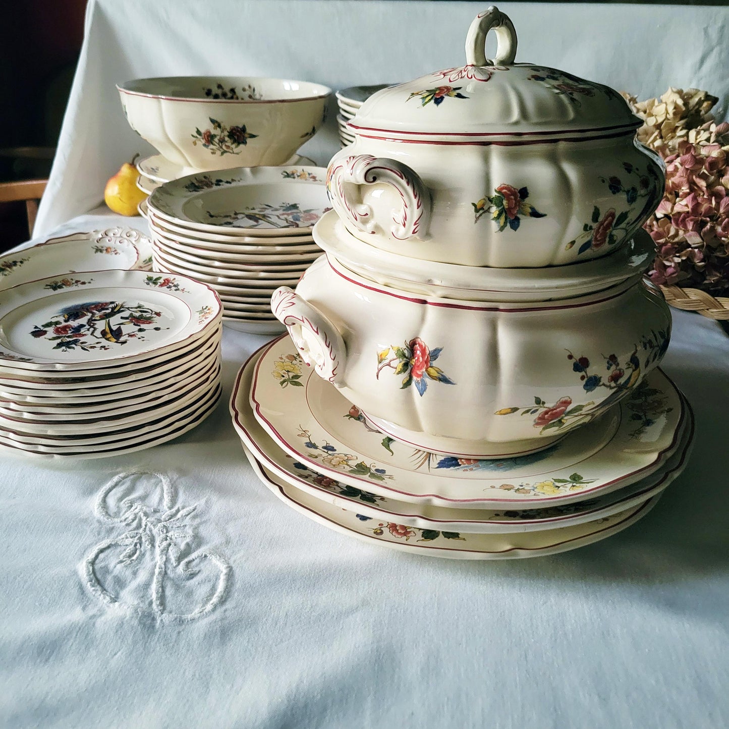 Vintage Villeroy & Boch 12-24 Place Dinner Service, Phoenix Bird Floral Design, 60pc