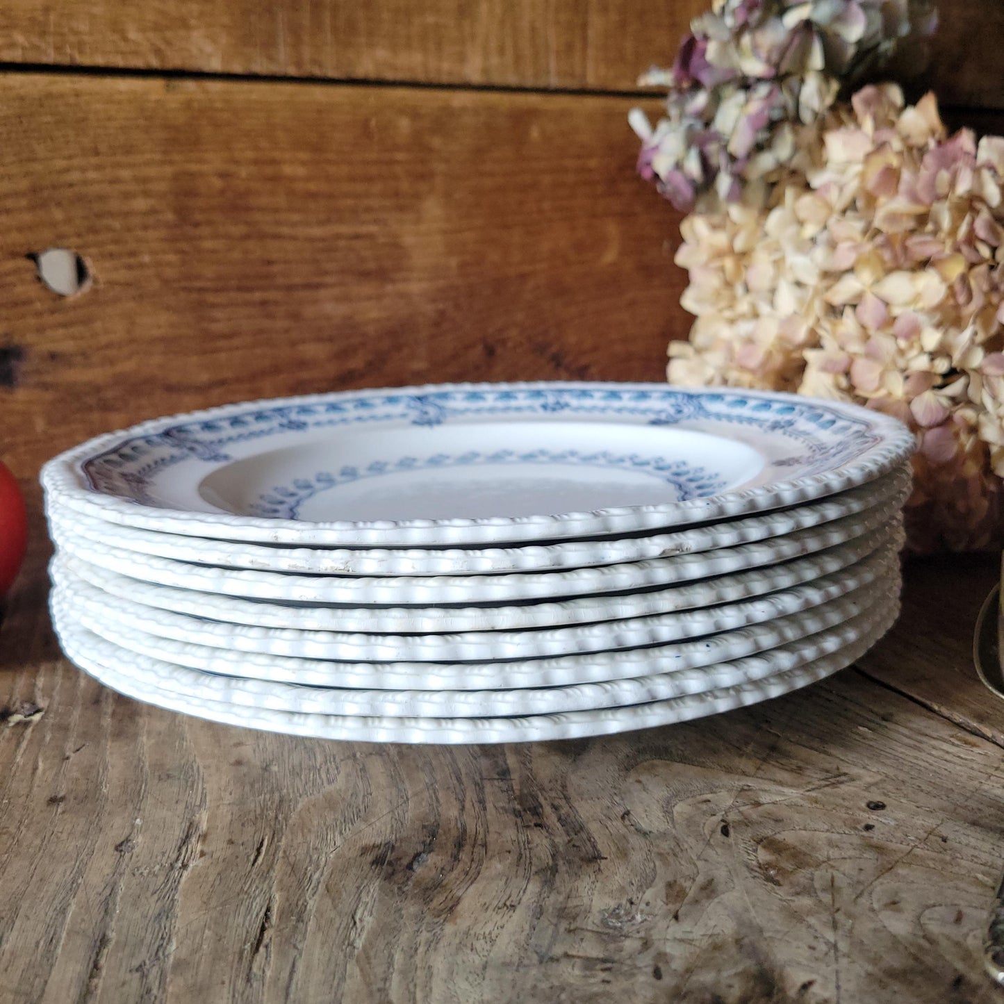 Set of 8 Antique dinner plates: Mintons staffordshire pottery "Aberdeen' pattern c1880