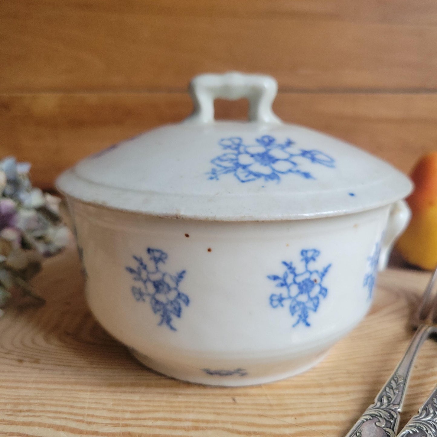 Small St Uze Soupière square form loop handles with Lid, Light Blue Floral Decoration, France c.1910