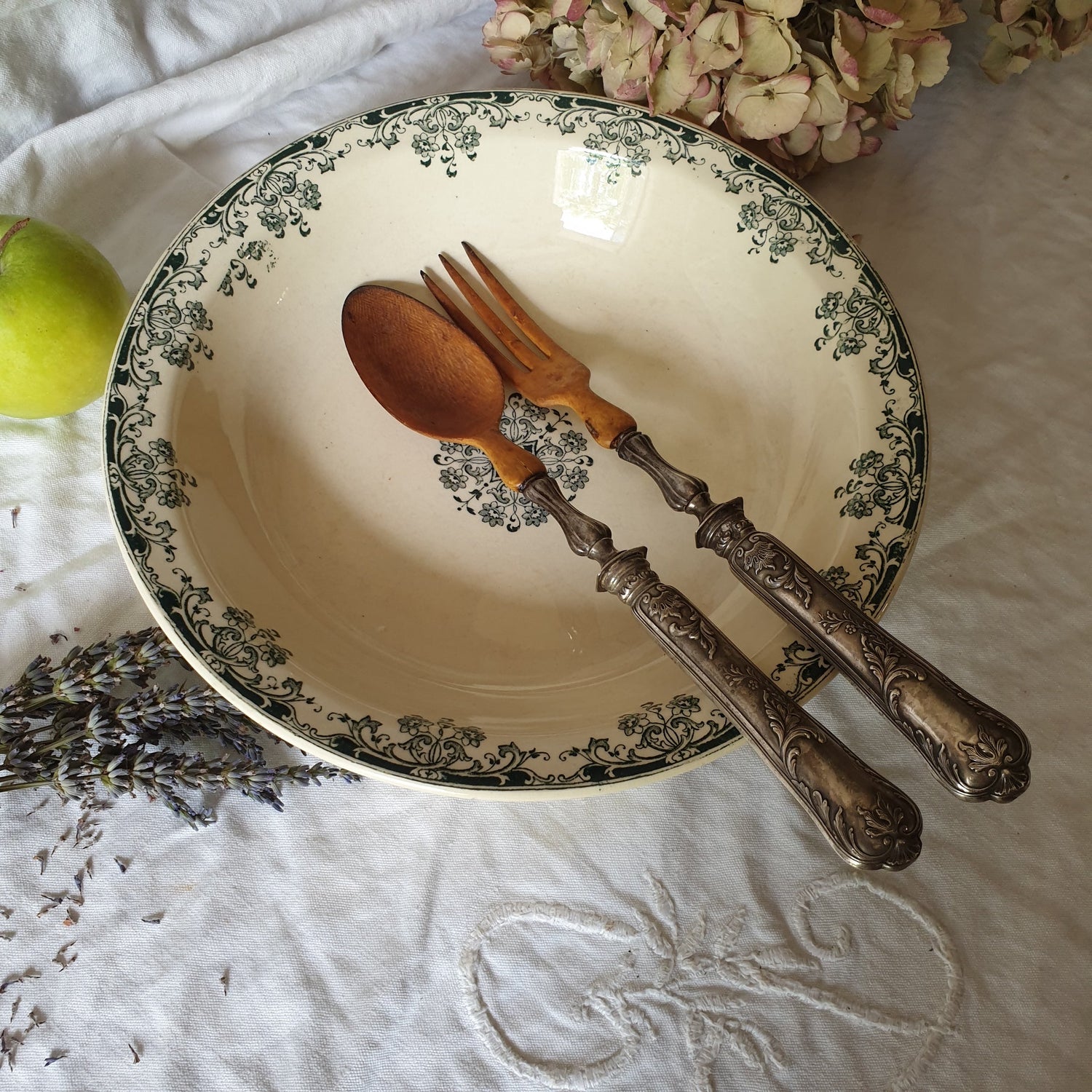 Kitchen Tools & utensils