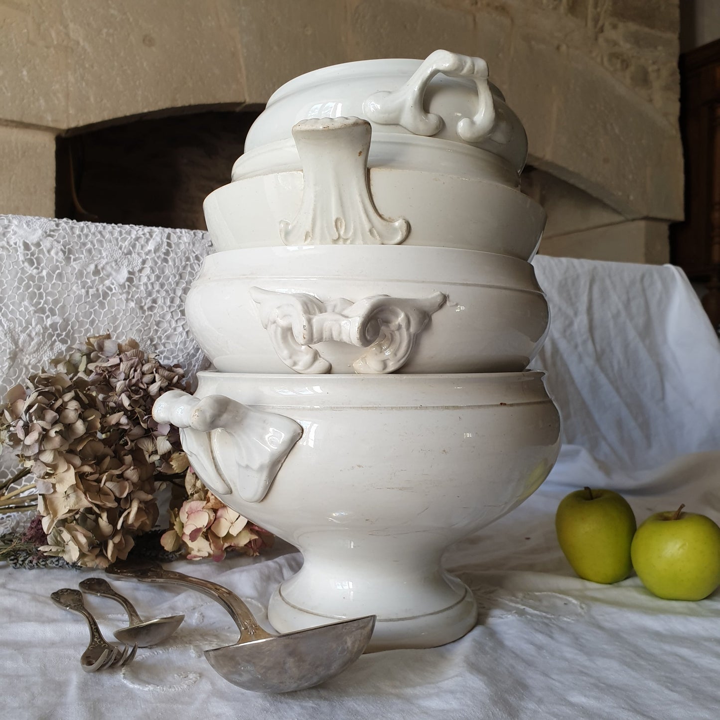 French white ironstone soup tureen, Choisy le Roi, c1880, shabby w tea stain patina