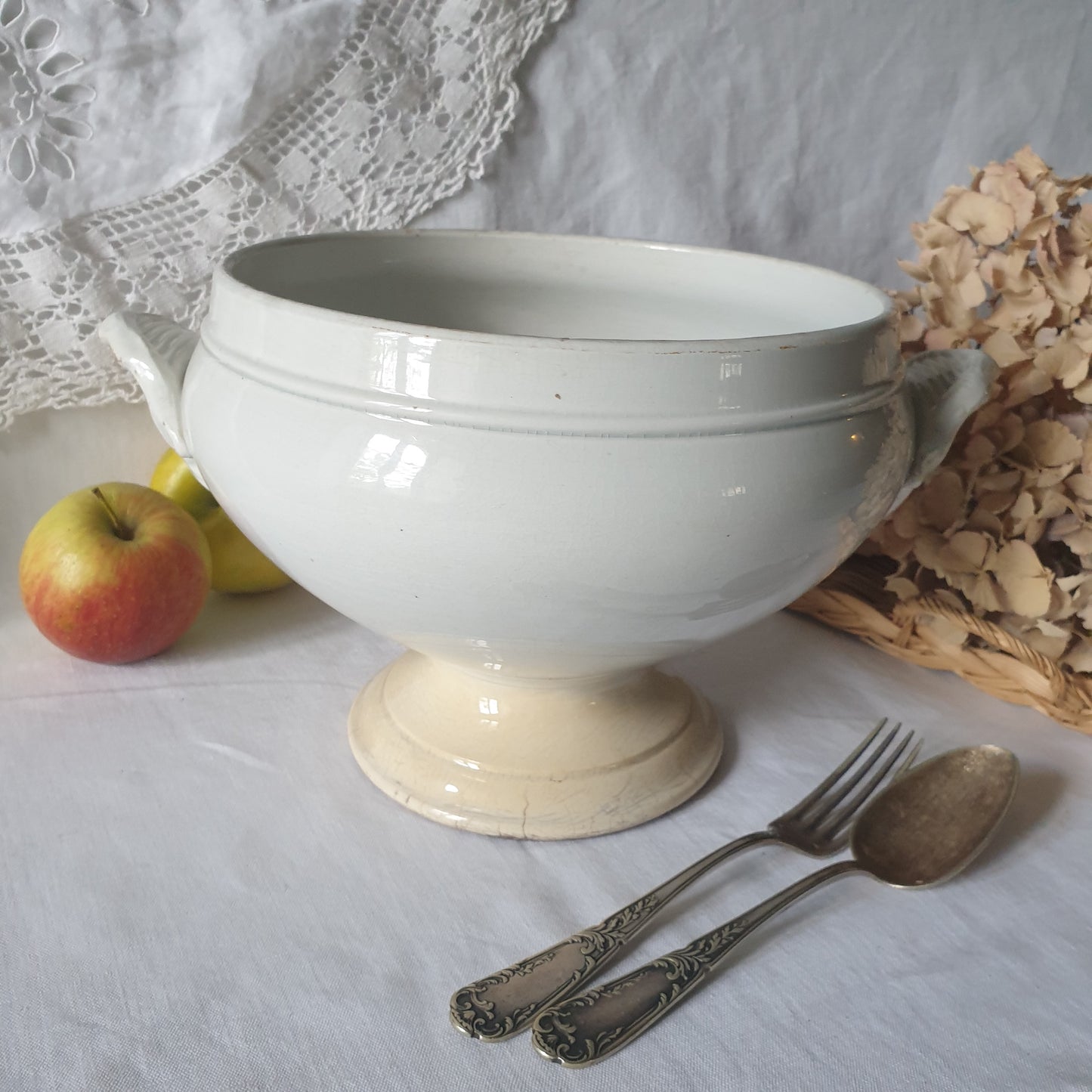 French white ironstone soup tureen, Choisy le Roi, c1880, shabby w tea stain patina