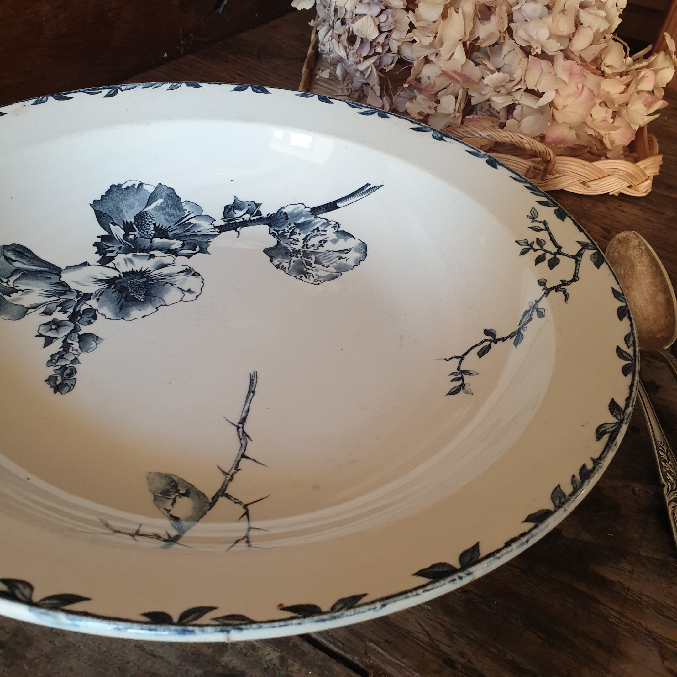 Choisy le Roi large ironstone antique dish, bird / floral, excellent cond.  'Oxford' pattern Boulenger & Cie, France