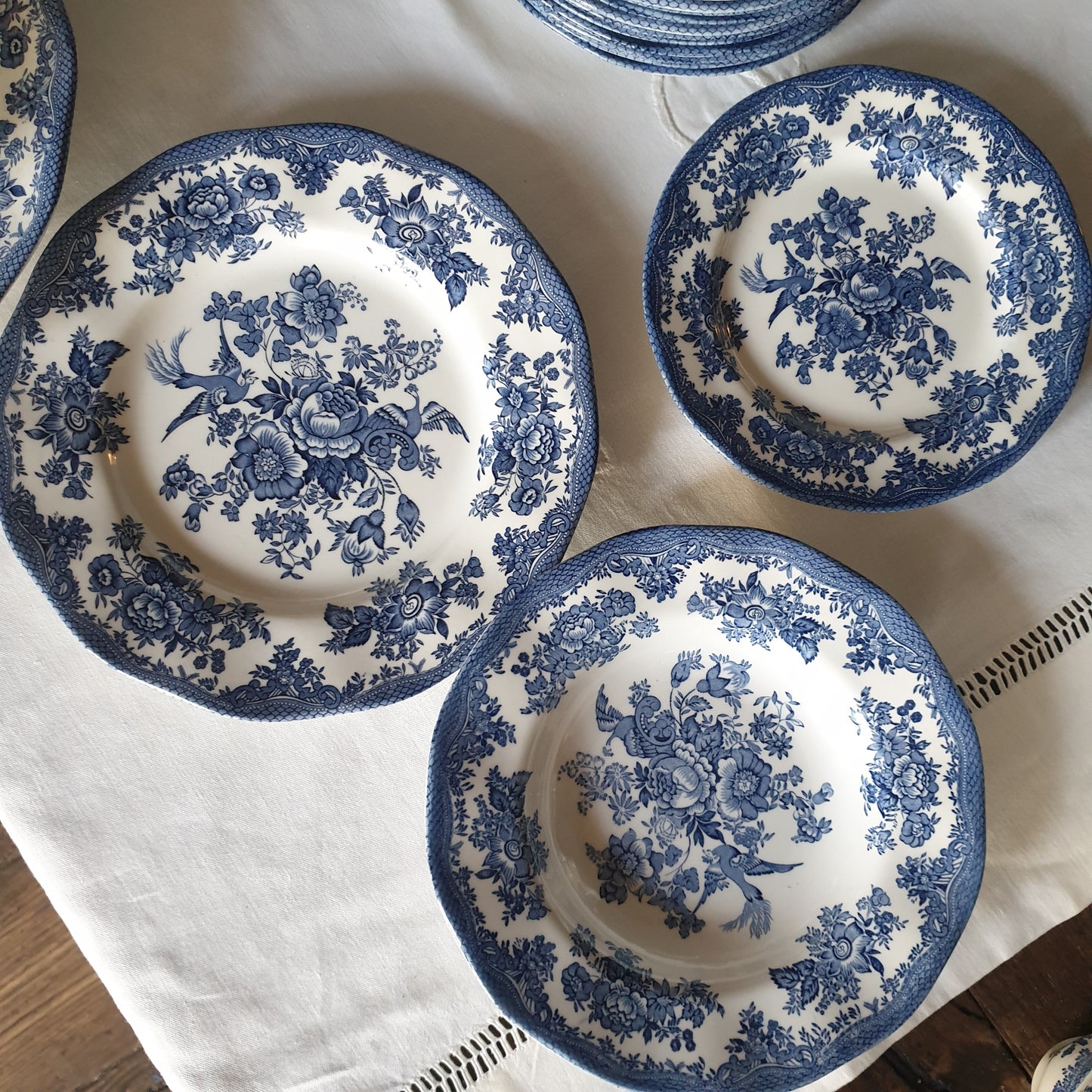 English ironstone vintage dinner set & coffee service, 12-24 places blue transferware, excellent cond. Asiatic Pheasants Enoch Wedgwood