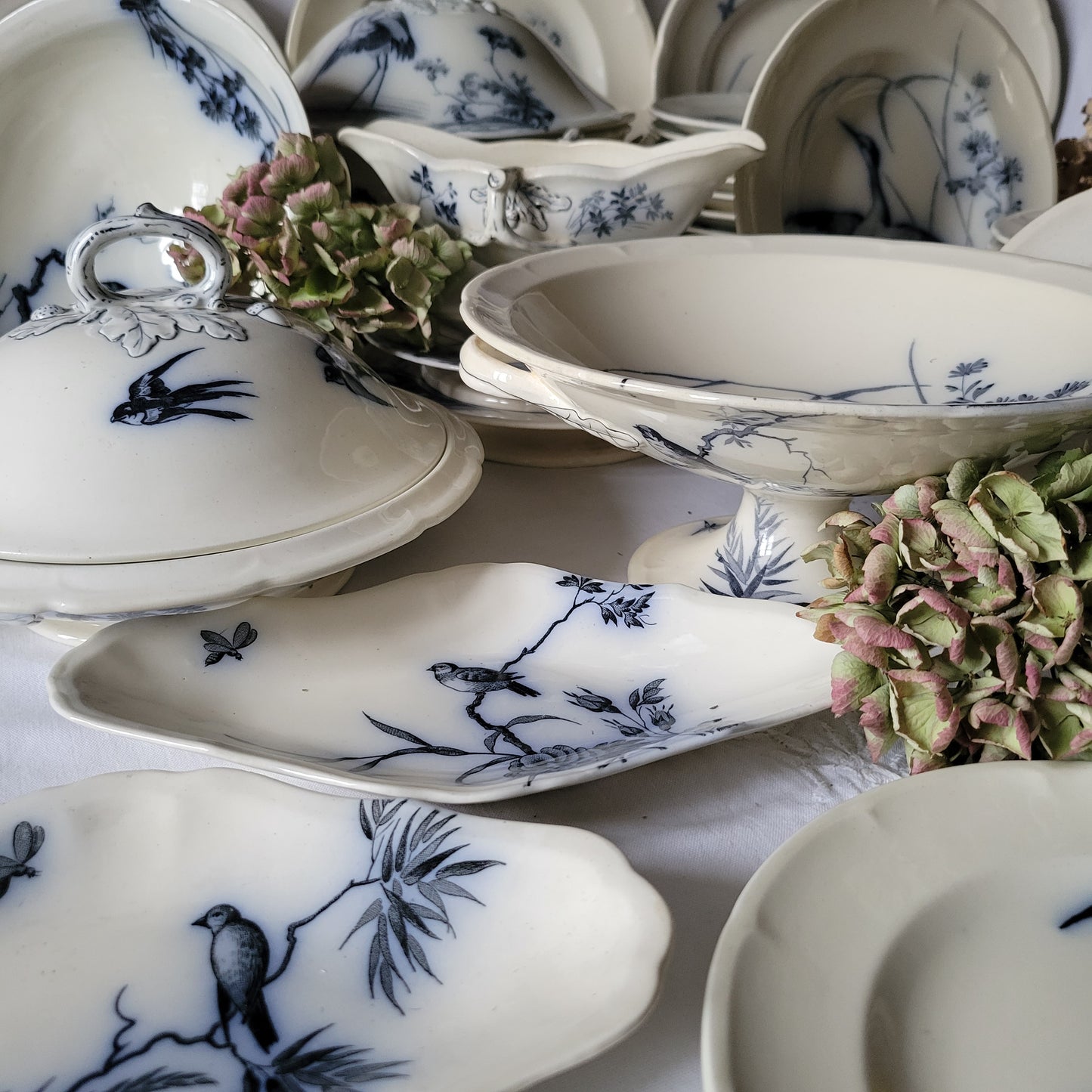 Stunning 48pc French antique dinner service, 12 place Aesthetic bird & floral flow blue / white transferware 'Japonais' c1880 Longwy, France