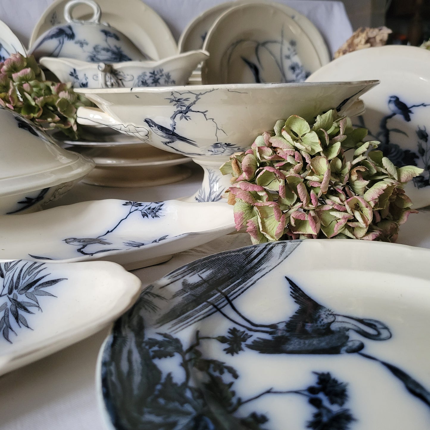 Stunning 48pc French antique dinner service, 12 place Aesthetic bird & floral flow blue / white transferware 'Japonais' c1880 Longwy, France