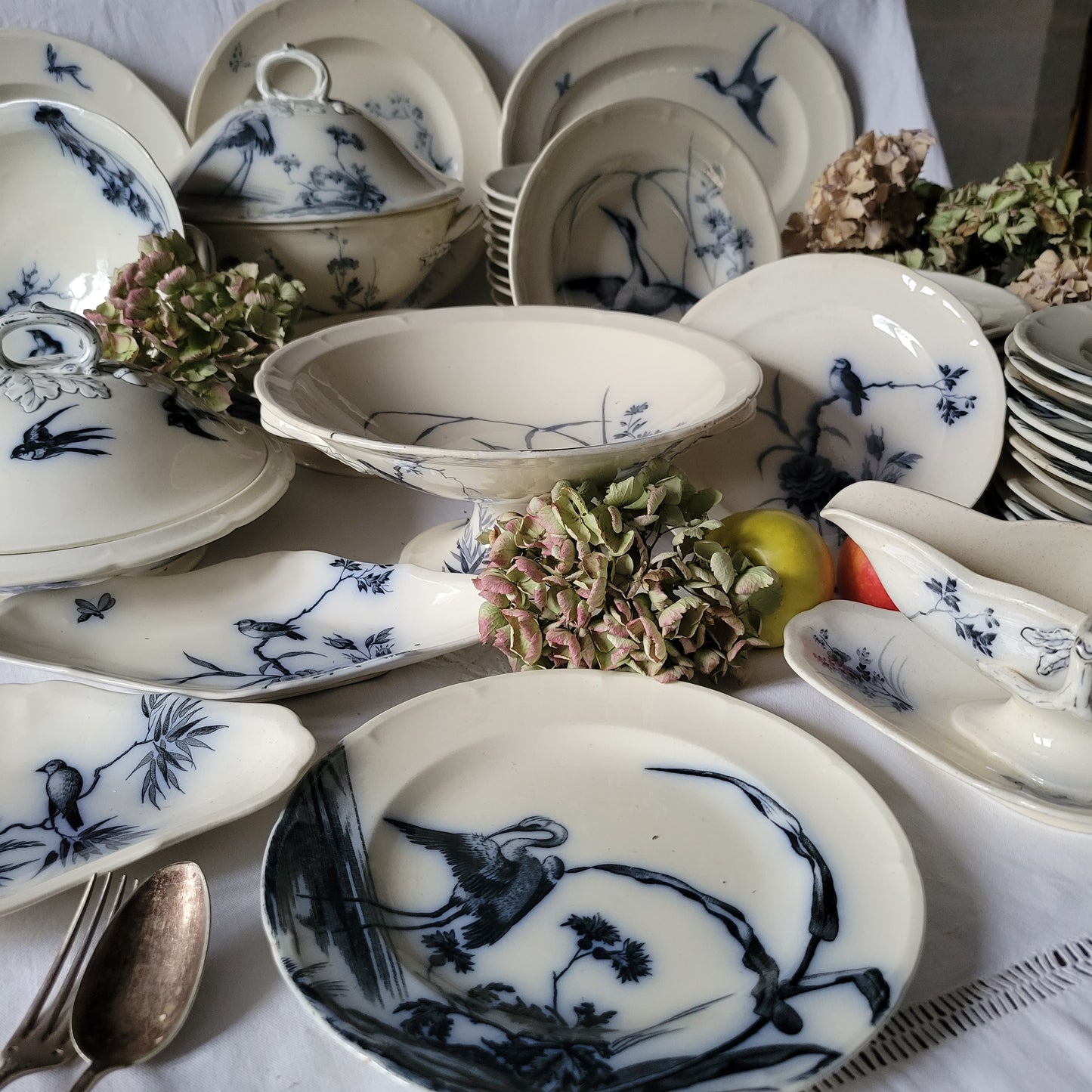 Stunning 48pc French antique dinner service, 12 place Aesthetic bird & floral flow blue / white transferware 'Japonais' c1880 Longwy, France