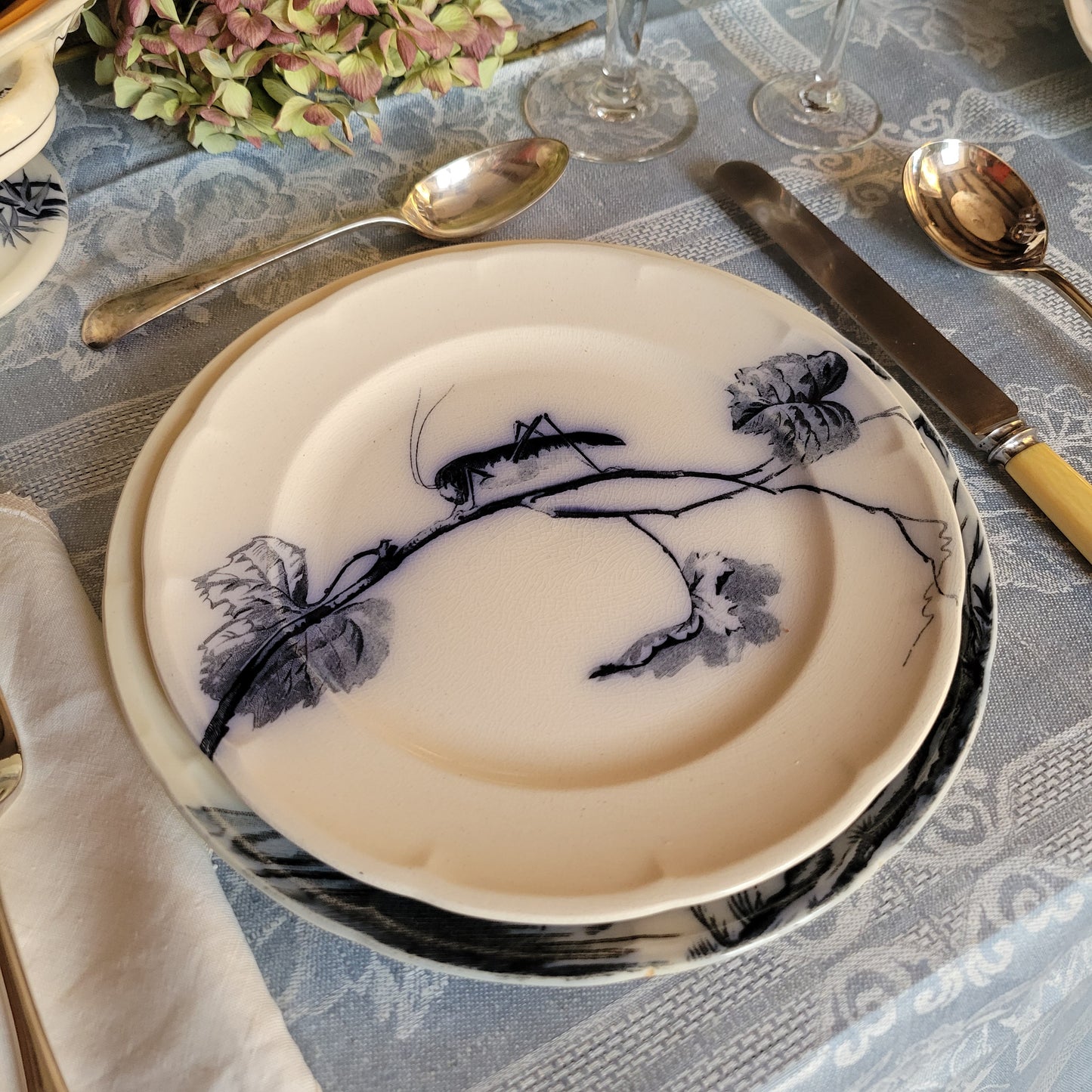 Stunning 48pc French antique dinner service, 12 place Aesthetic bird & floral flow blue / white transferware 'Japonais' c1880 Longwy, France