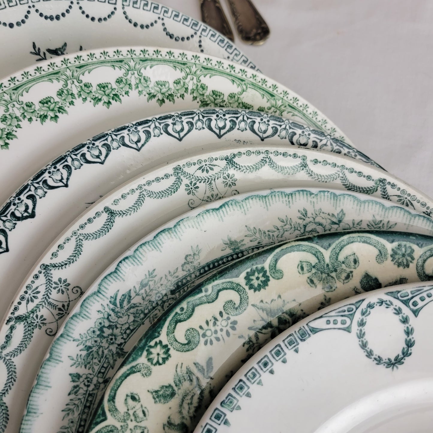 Set 8 antique mismatched green & white ironstone side plates farmhouse / cottage style