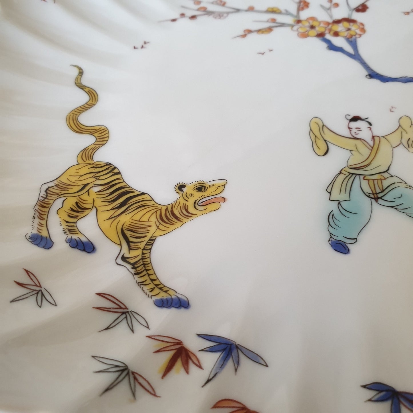 Haviland Limoges Plate, MMA Reproduction, Chinoiserie Tiger Design