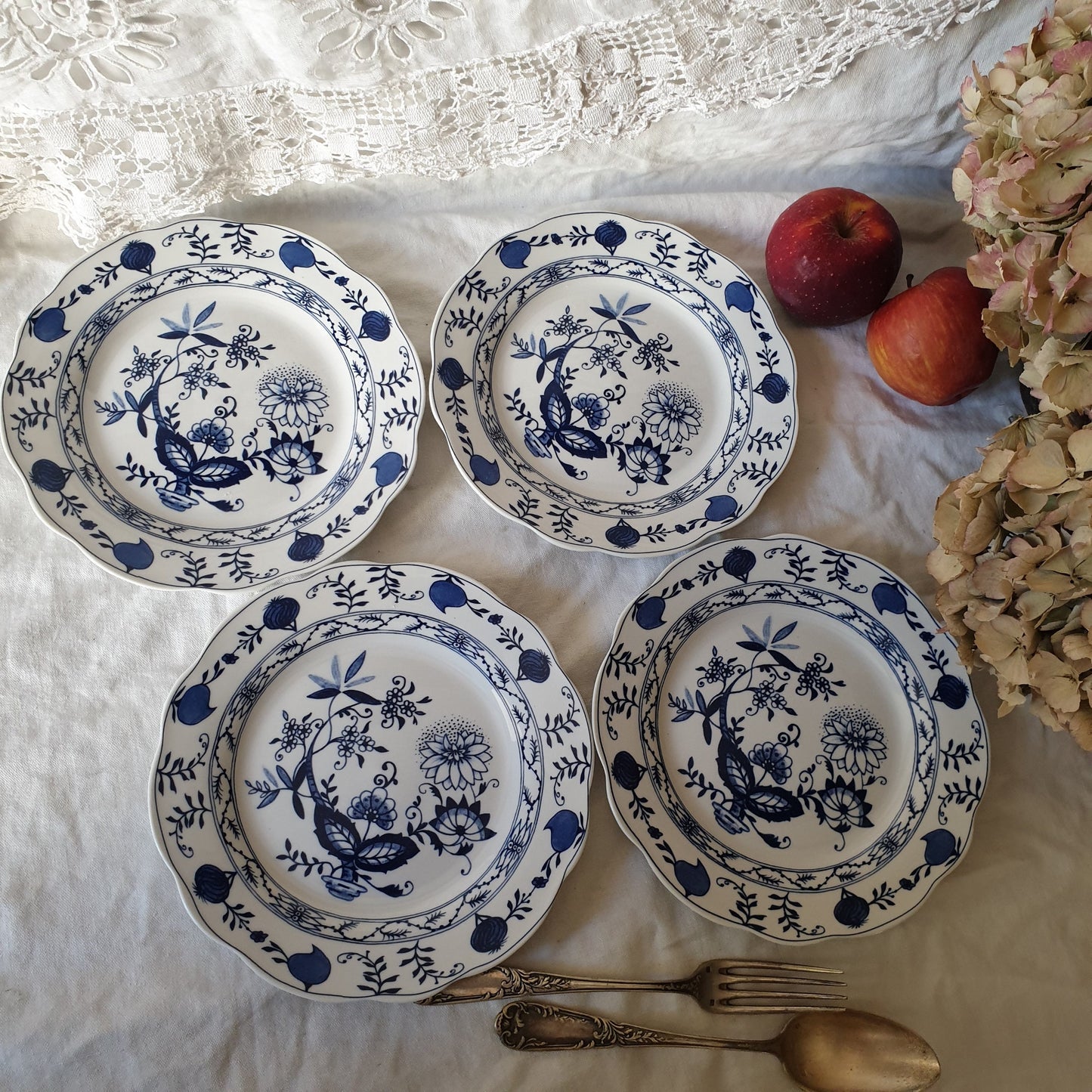 Set of 4 Royal Boch vintage 'blue onion' ironstone side plates in blue and white, by Royal Boch