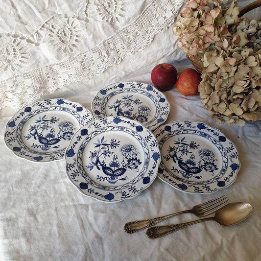 Set of 4 Royal Boch vintage 'blue onion' ironstone side plates in blue and white, by Royal Boch