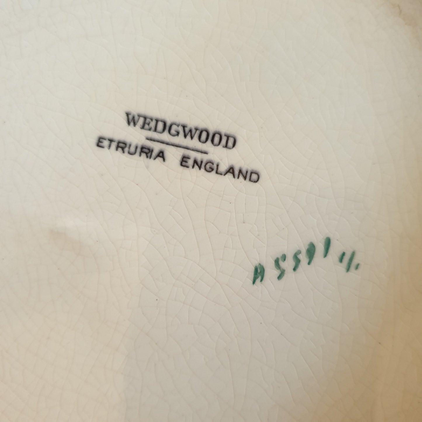 Antique Wedgwood hand painted plate c1913 Chinoiserie / Apprey motif, gentle patina, Staffordshire pottery