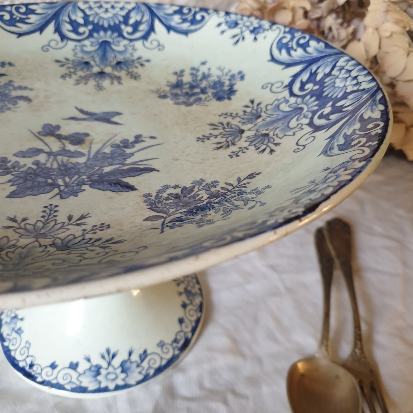 French antique shabby tea stained cake stand compotier, Longwy 'Delft' pattern w birds, floral blue transferware, c1886 Aesthetic Movement