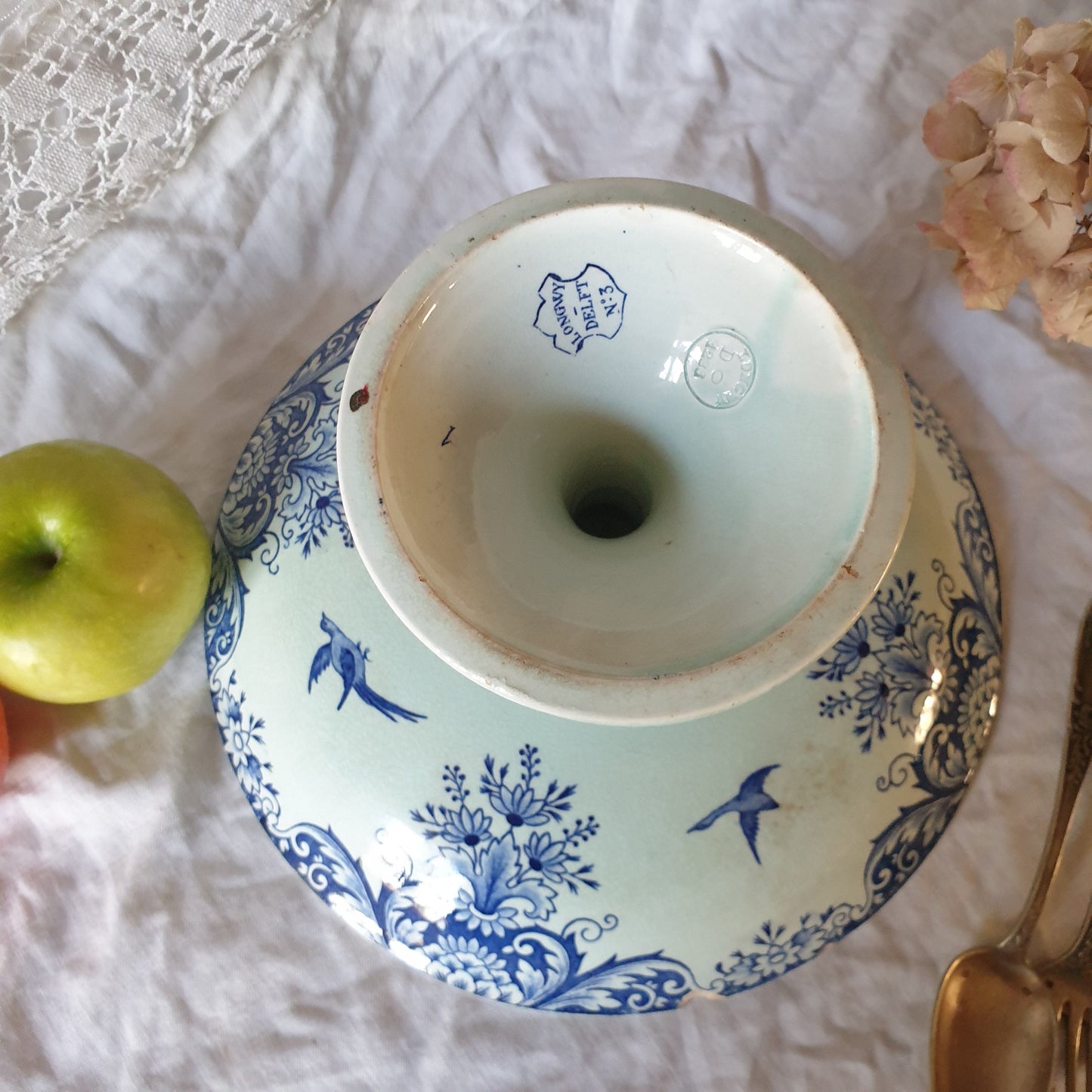 French antique shabby tea stained cake stand compotier, Longwy 'Delft' pattern w birds, floral blue transferware, c1886 Aesthetic Movement