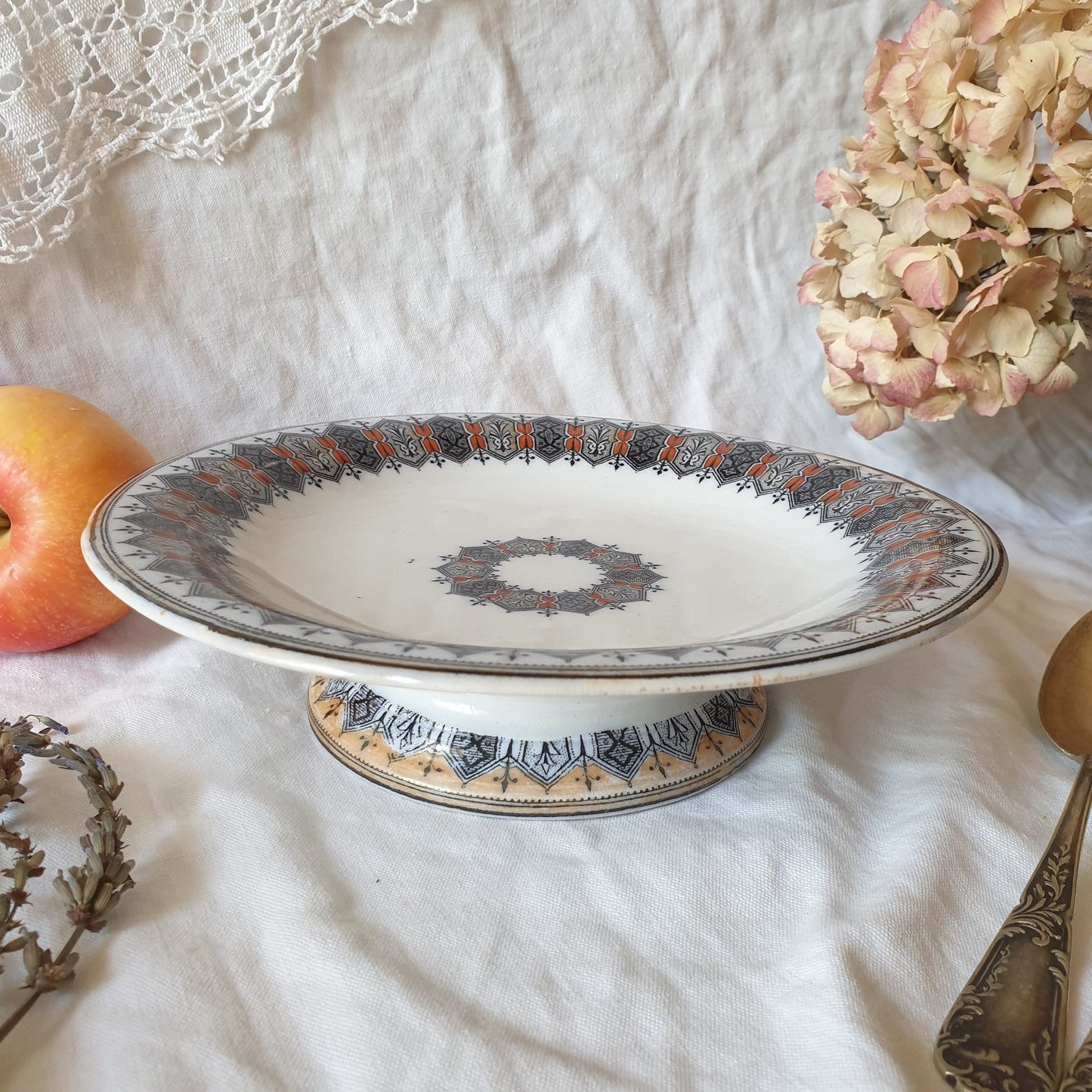 Antique 'Cellini' Cake Stand: Pinder Bourne & Co Staffordshire Transferware