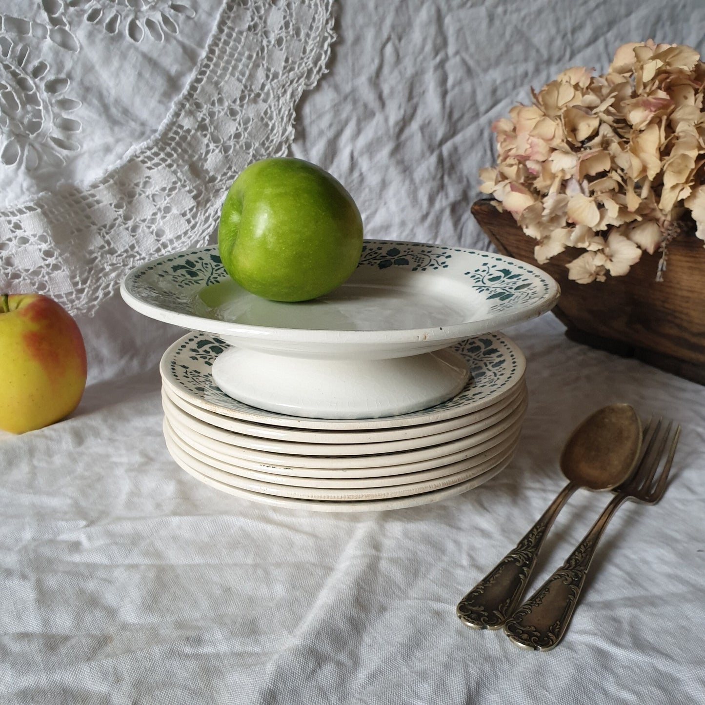 Vintage French Art Deco Ironstone Plate Set: Choisy-le-roi Green Leaf Dessert Plates & Cake Stand