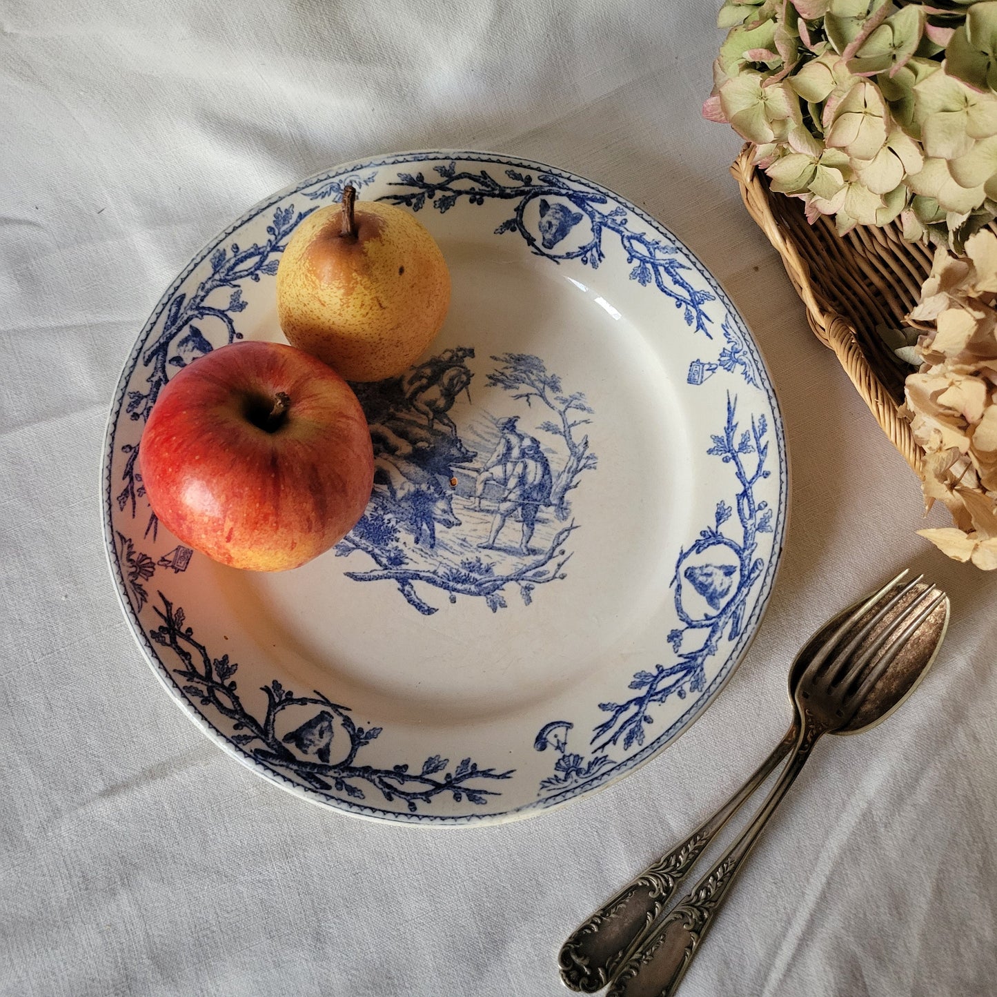 Antique French Transferware Plate, Gien 'Sangliers' Boar Hunting Scene