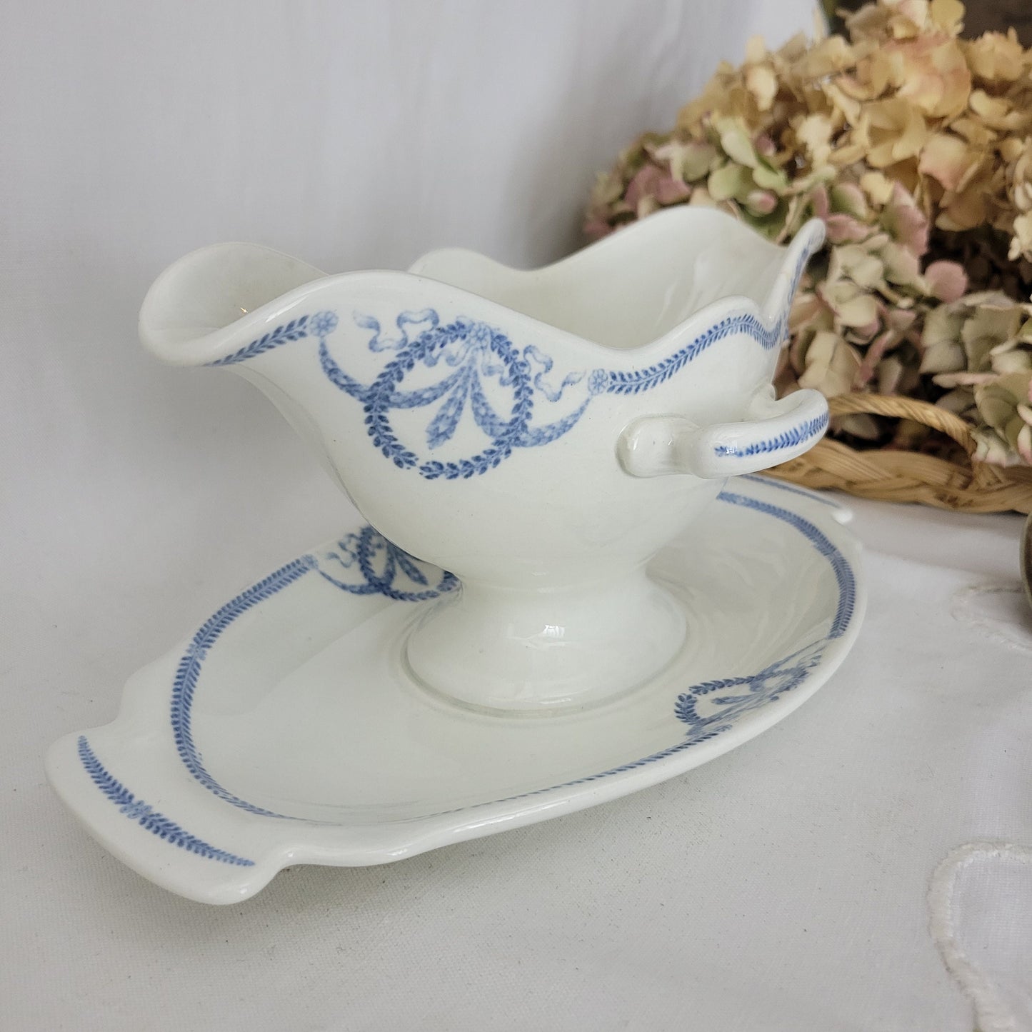 Antique footed sauce boat / sauciere, Societe Ceramique Maestricht, blue and white dish, 'Josephine' pattern 1900-1920