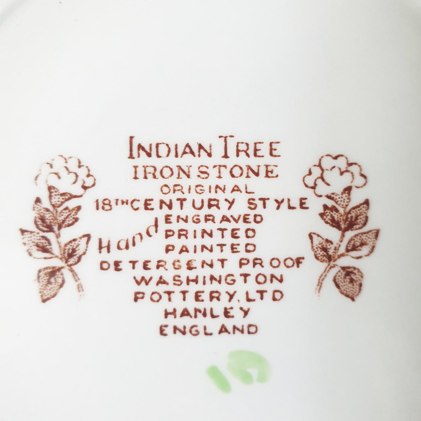 SET 14 Vintage Staffordshire plates, Indian Tree pattern by Washington c1950. Hand painted. Small set of plates for full service for 2.