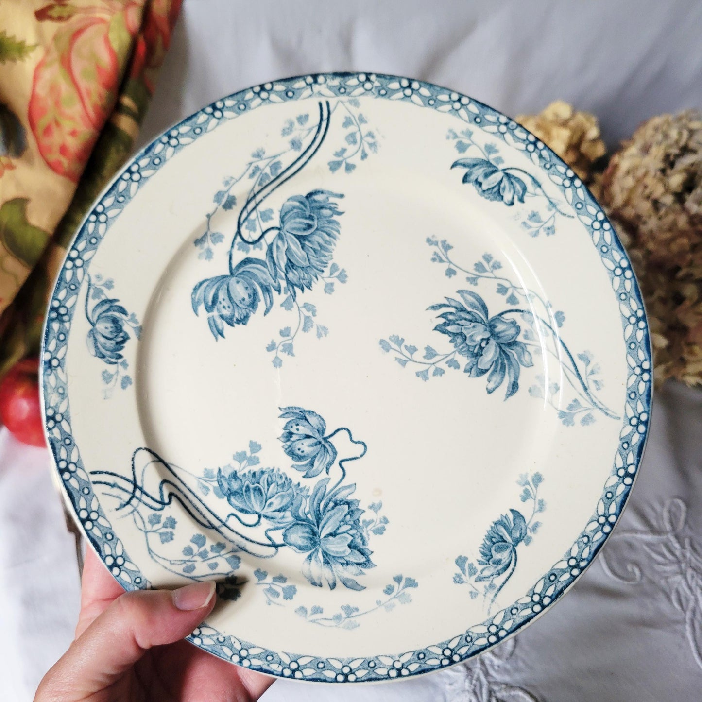 Antique Sarreguemines Transferware Compotiers: Art Nouveau Columbine Flower Dishes, Set of 2