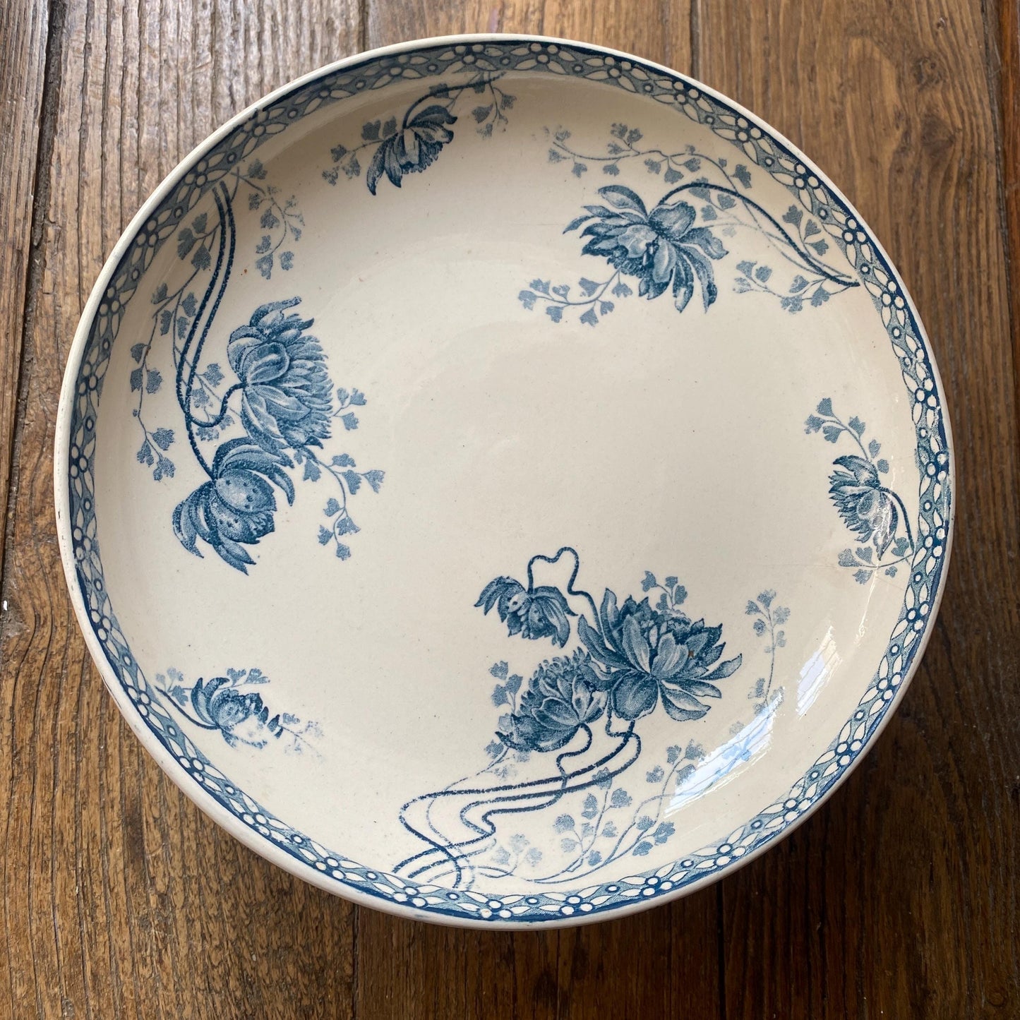 Antique Sarreguemines Transferware Compotiers: Art Nouveau Columbine Flower Dishes, Set of 2