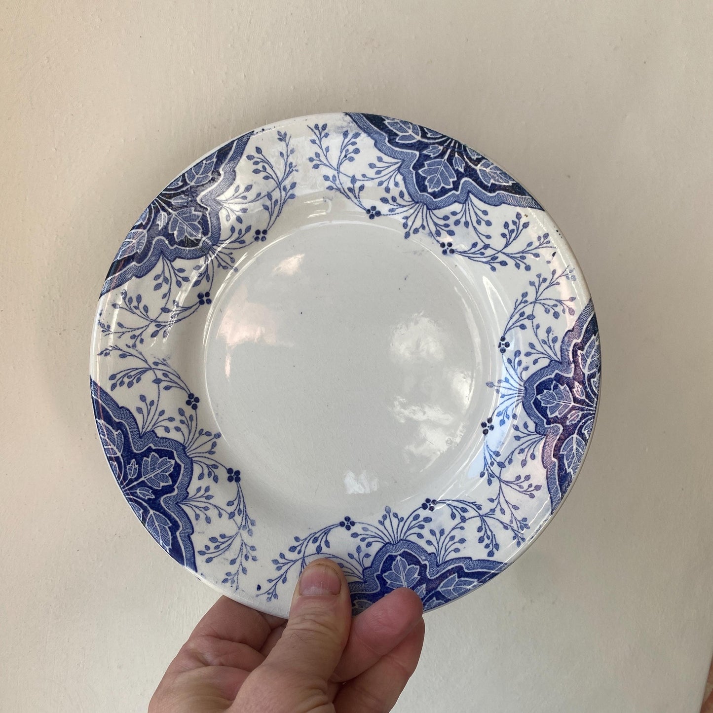 SET 6 mismatched vintage ironstone breakfast/dessert plates, blue and white transferware cottage style floral patterns, France c1880-1925