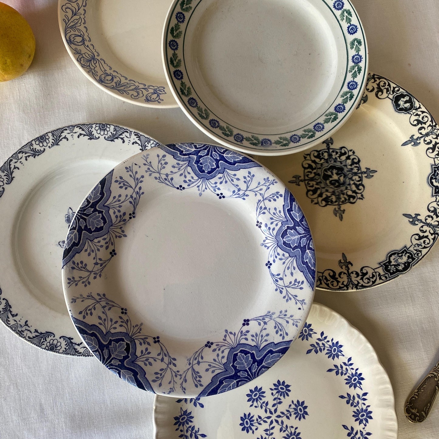 SET 6 mismatched vintage ironstone breakfast/dessert plates, blue and white transferware cottage style floral patterns, France c1880-1925