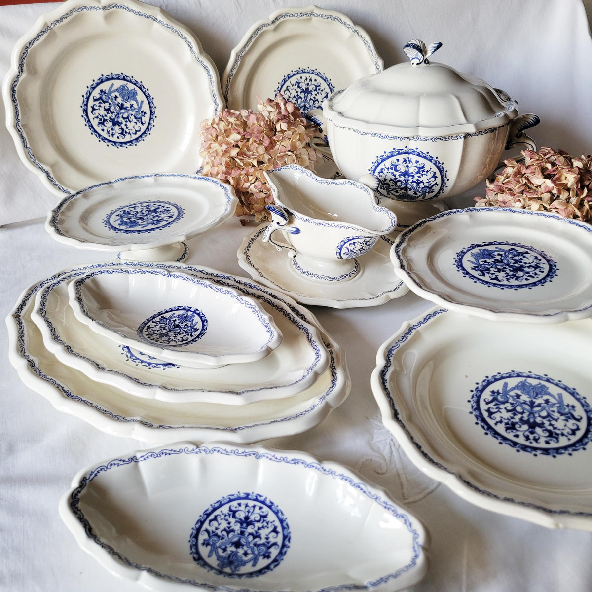 Gien France 'Rouen Bleu' Dinner Service: 12-24 Place Set / 59pc Blue & White French Transferware