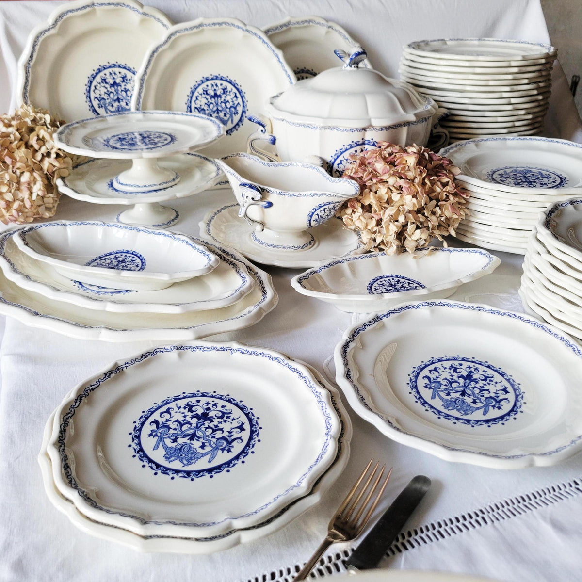 Gien France 'Rouen Bleu' Dinner Service: 12-24 Place Set / 59pc Blue & White French Transferware