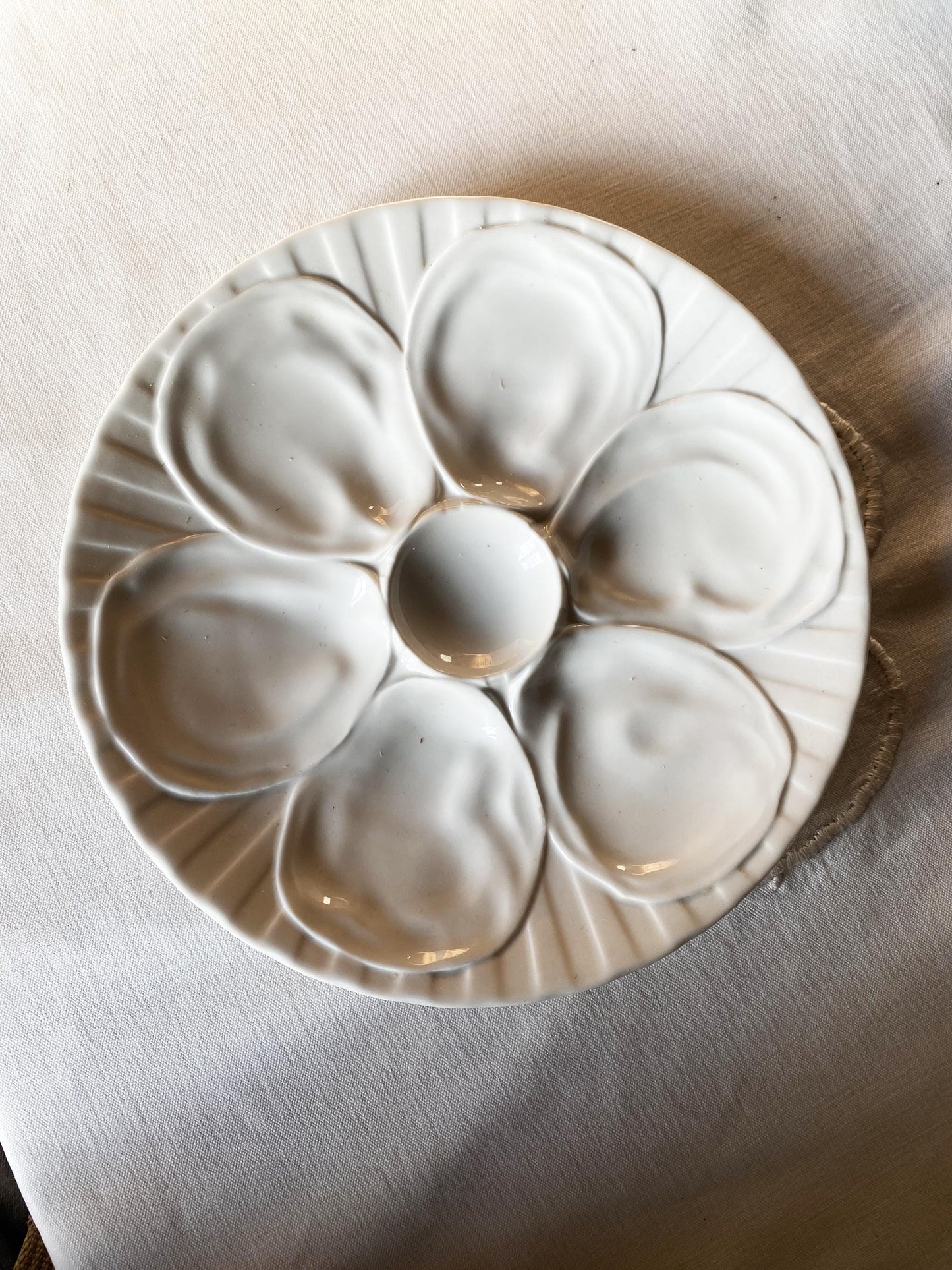 SET 6 oyster plates French vintage porcelaine by Pillivuyt France c1920-1950 in original basket.