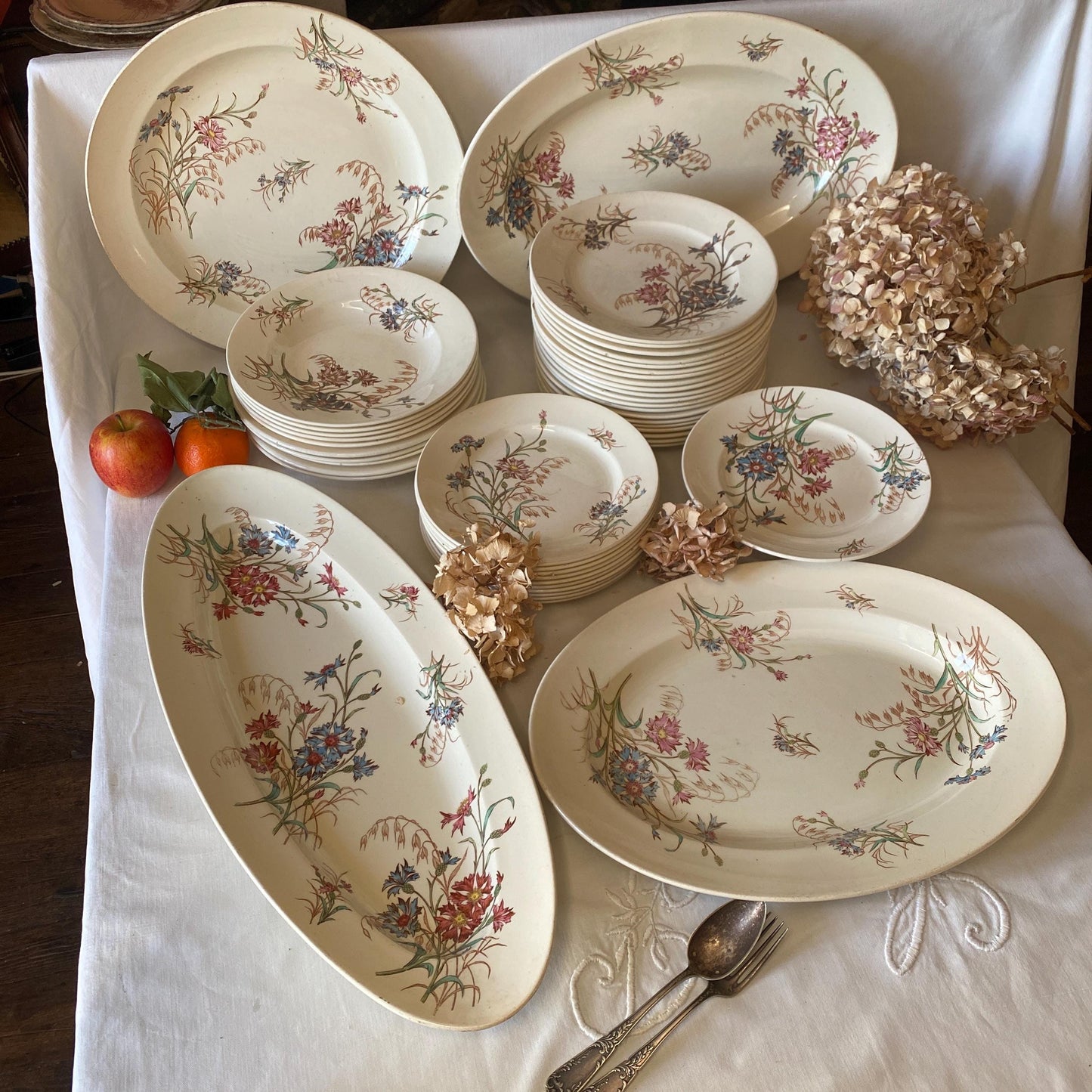 French Antique 10 to 20-Place Dinner Service, 45pc polychrome Floral Design, Salins 'Bluets' c1900