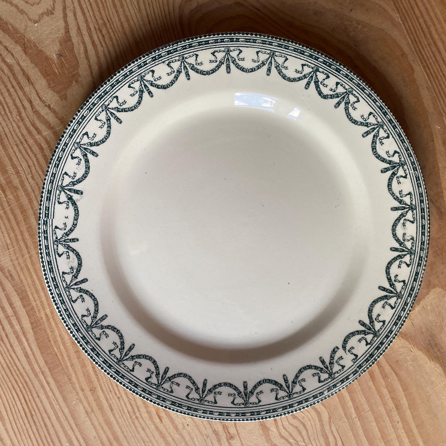 SET 6 mismatched antique ironstone dinner plates, green transferware cottage style, Aesthetic movement French c1890