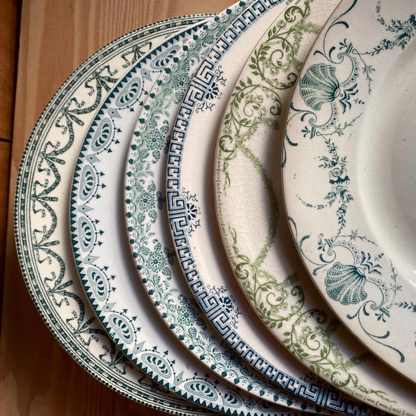 SET 6 mismatched antique ironstone dinner plates, green transferware cottage style, Aesthetic movement French c1890