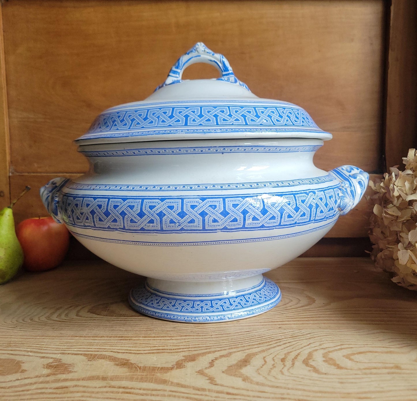 Large antique Copeland blue soupiere for Paris Central, c.1860