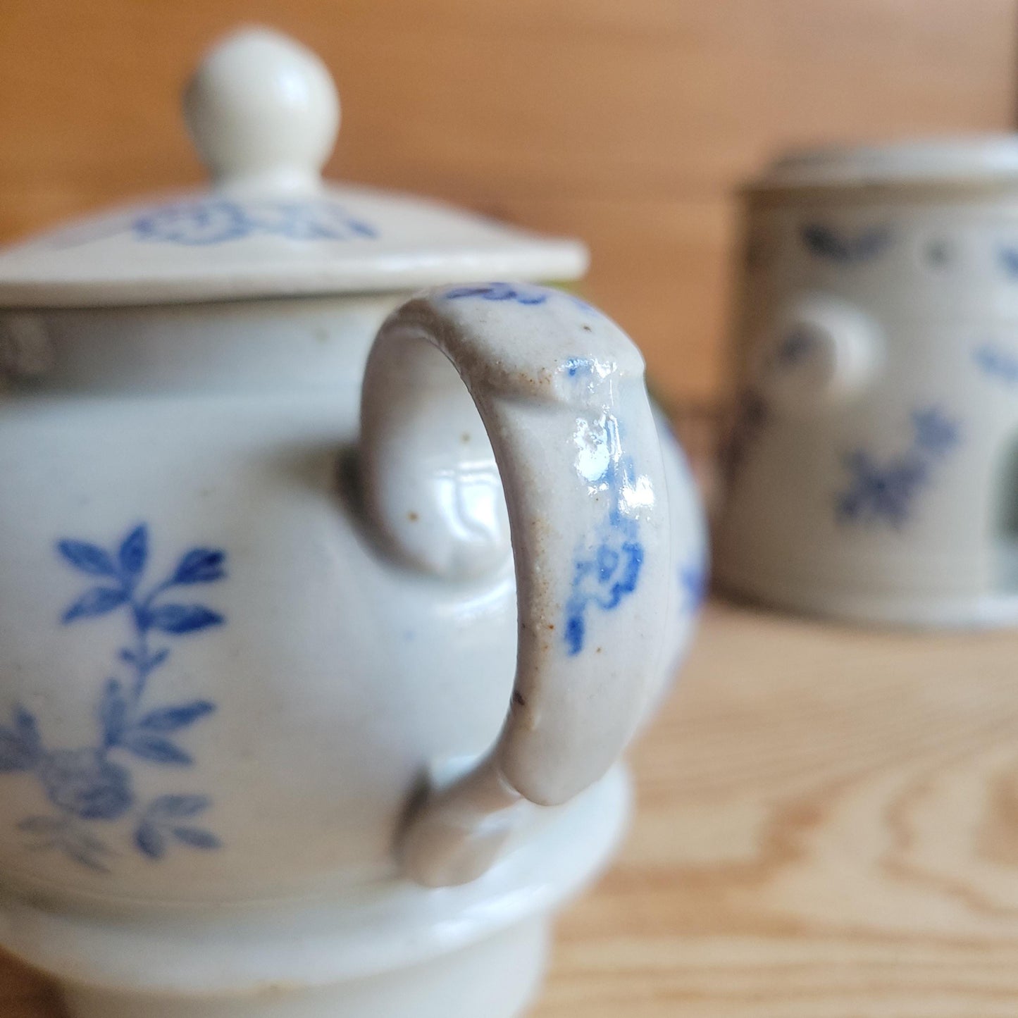 Rare Antique St Uze Théière Chauffante / Tea Warmer Set, Blue Floral Stoneware, France c.1890