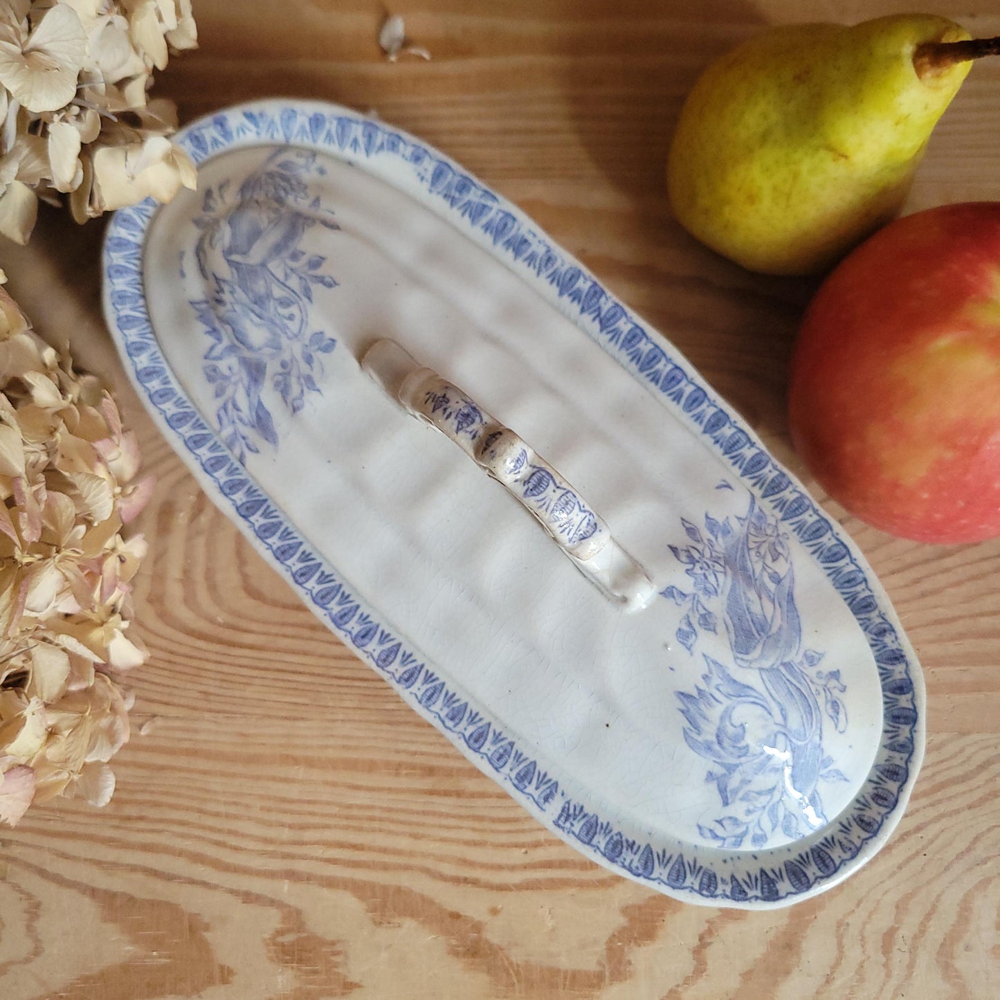 Antique Transferware Soap Dish with Lid, Lilac Blue Floral Design, France c.1890